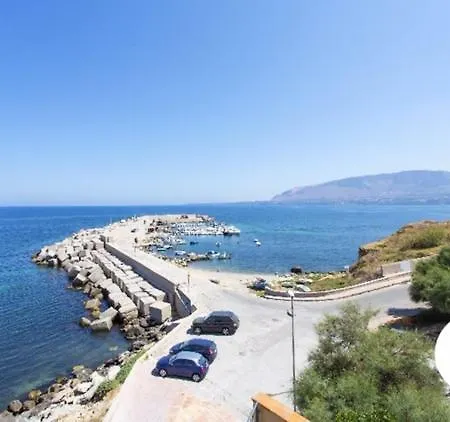 Apartment La Casa Al Mare Trappeto (Sicily)