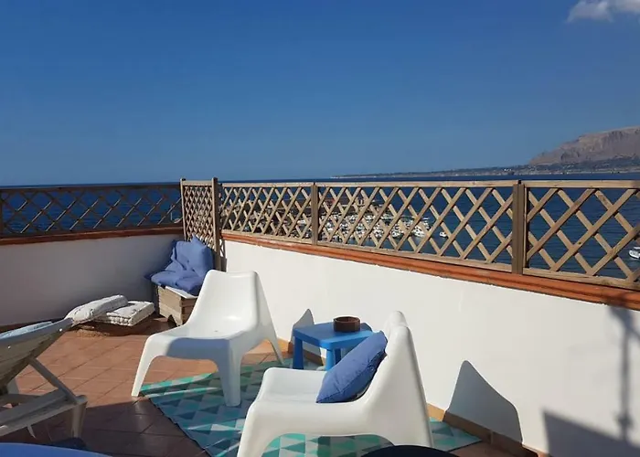 Апартаменты La Casa Al Mare *